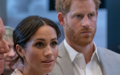 Derfor holder hun kjeft om skandalene: - Markle-sirkuset er blitt en stor hodepine